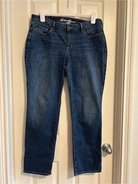 Eddie Bauer Women's Indigo Curby Fit Straight-Leg Jeans